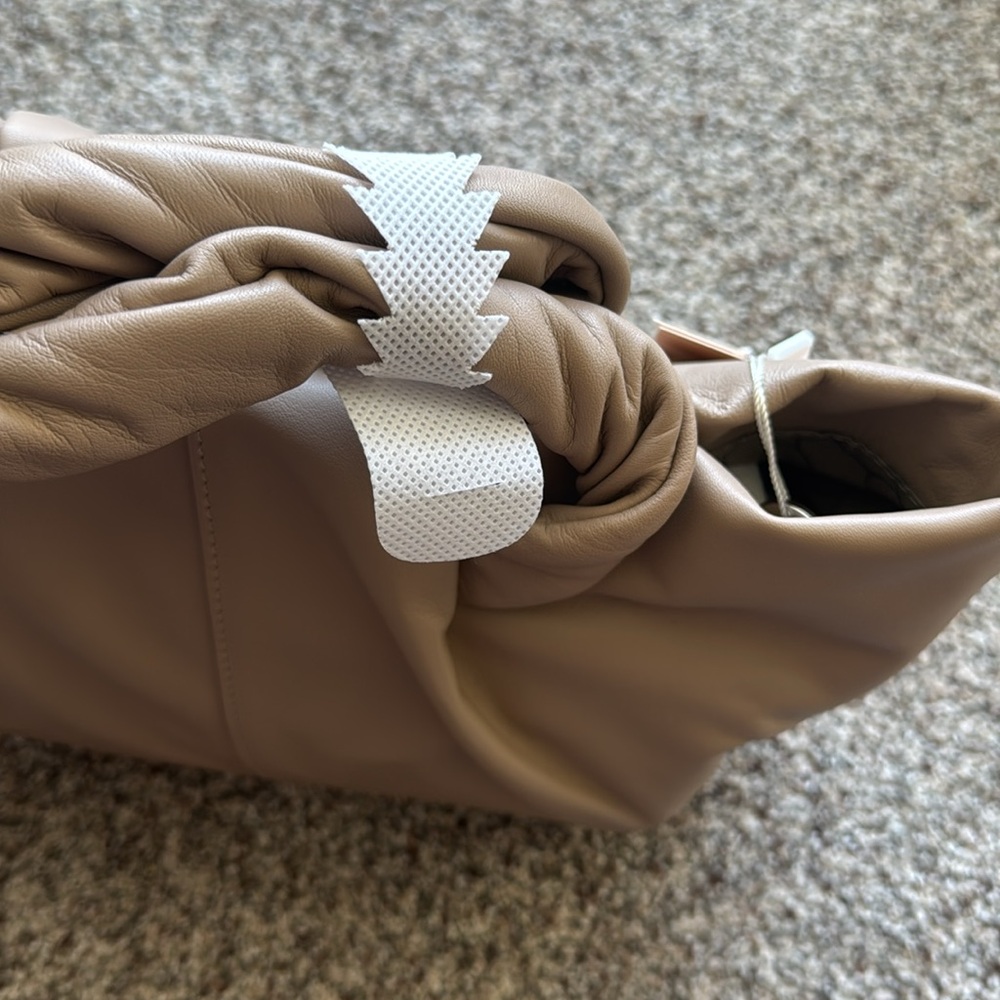 Oryany Handbag - Picture 2 of 6